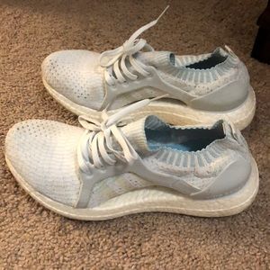Woman’s adidas ultra boost